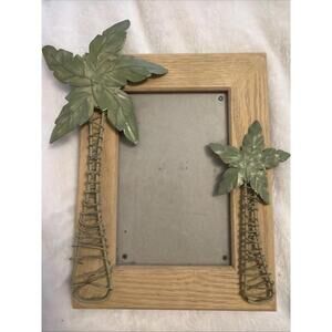 Palm Tree Sired Metal Trees Wood Photo Frame 8” H X 6”w, Photo 5.5  X 3.5” W